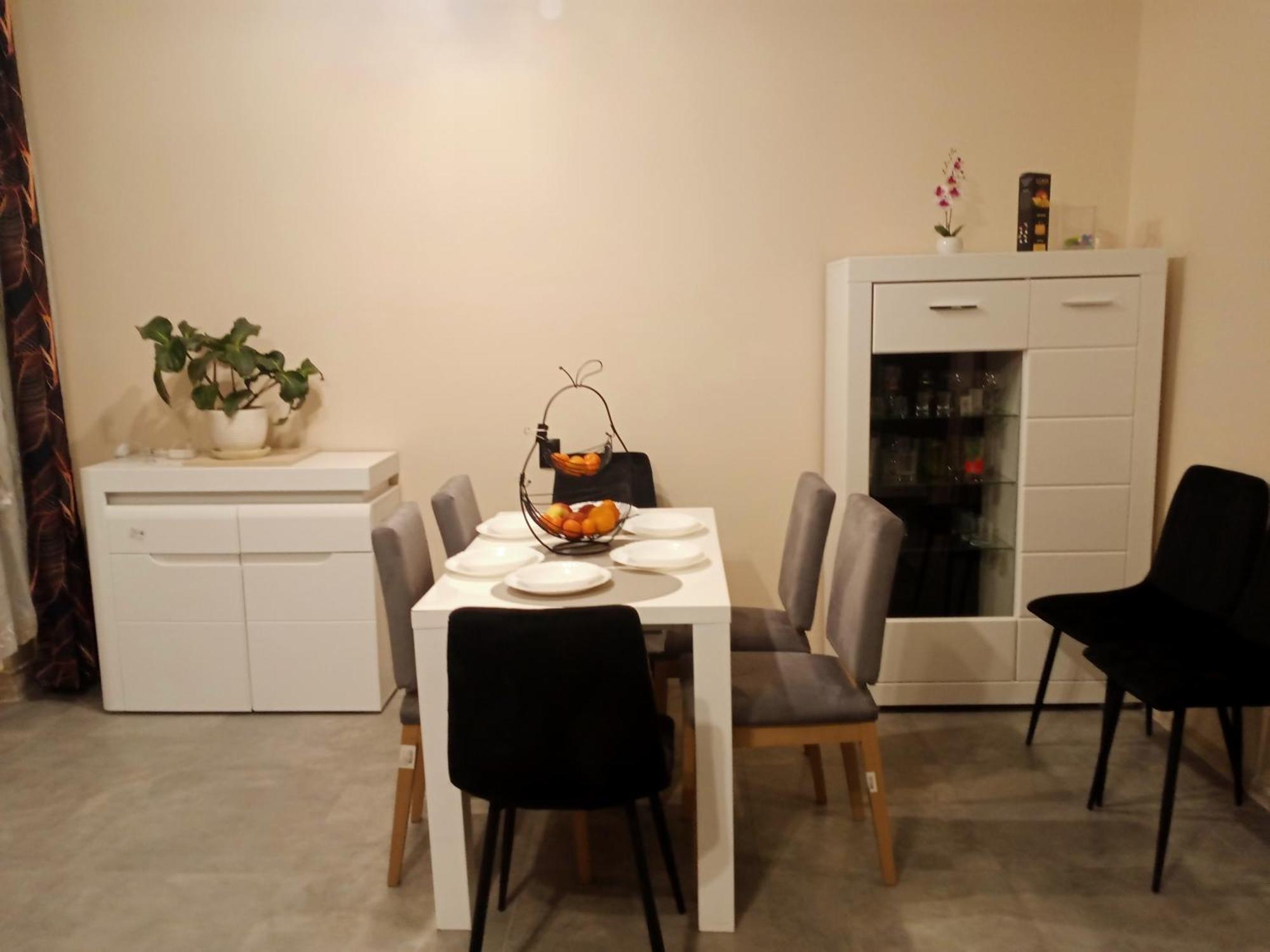 Uroczy Apartament Cracovia Exterior foto
